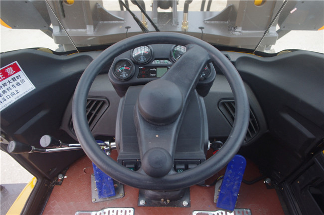 山东装载机图片 山东装载机图片